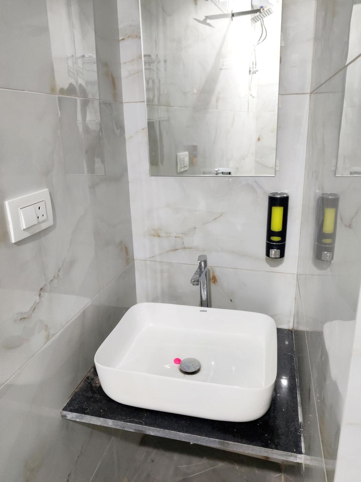 Hotel Comfy Inn Bombay Esterno foto