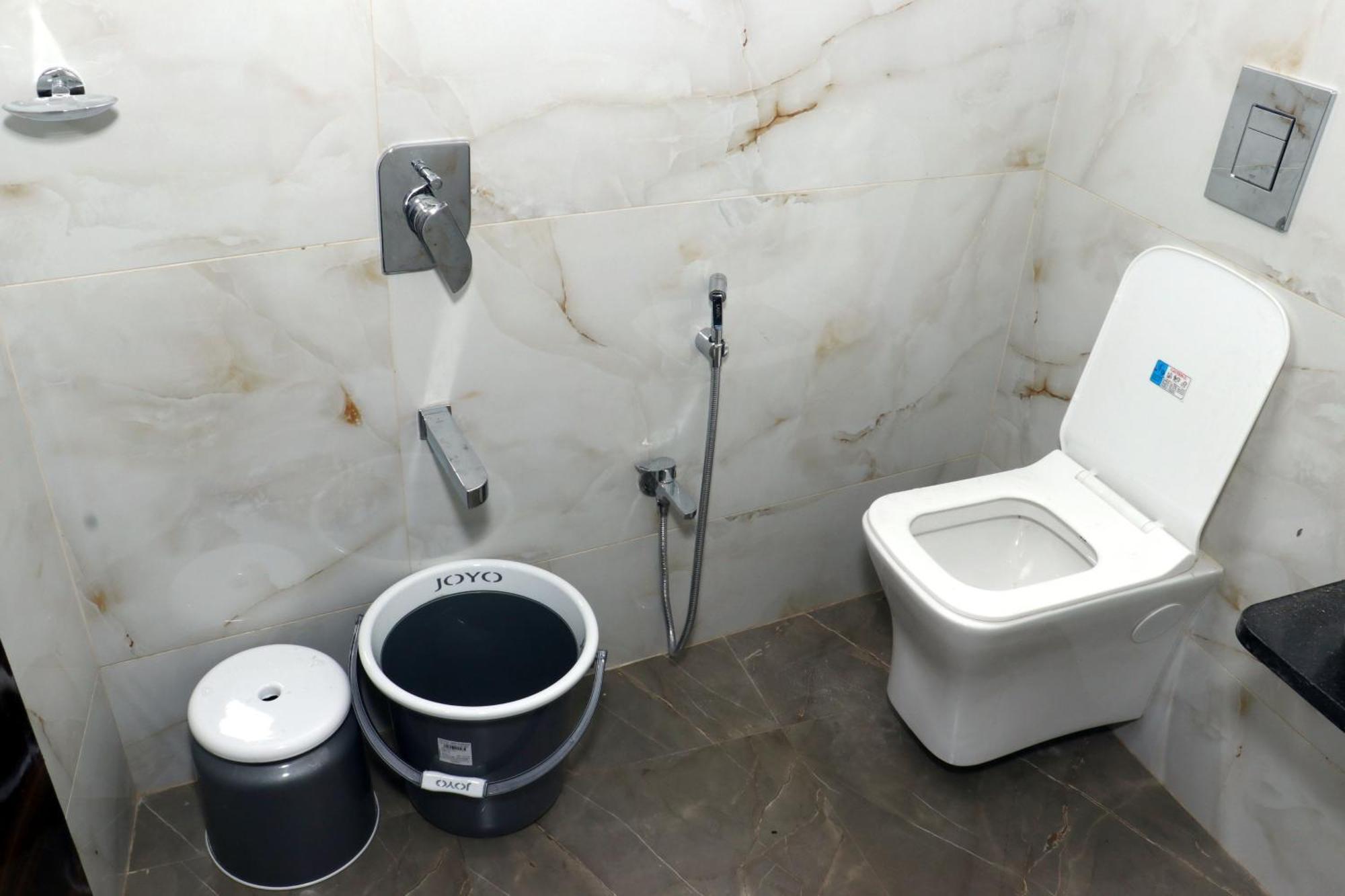 Hotel Comfy Inn Bombay Esterno foto